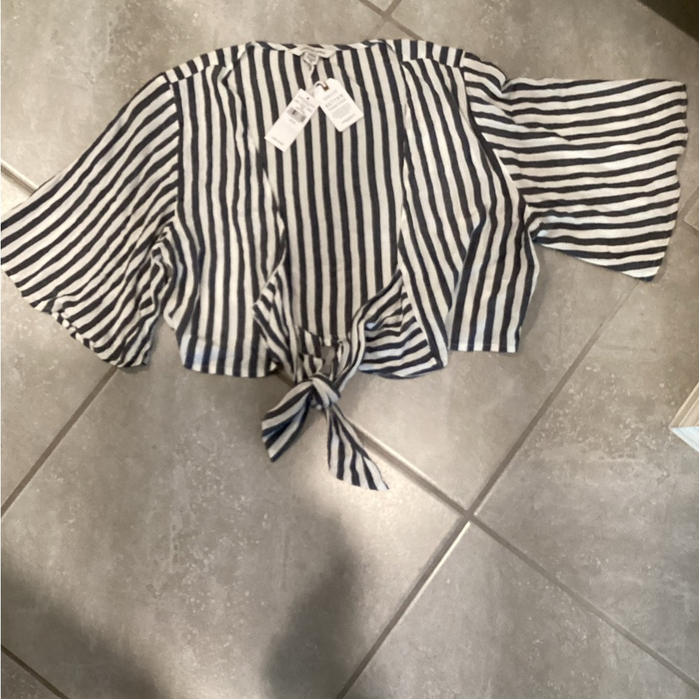 American Eagle Outfitters Striped Black and White Women's Top